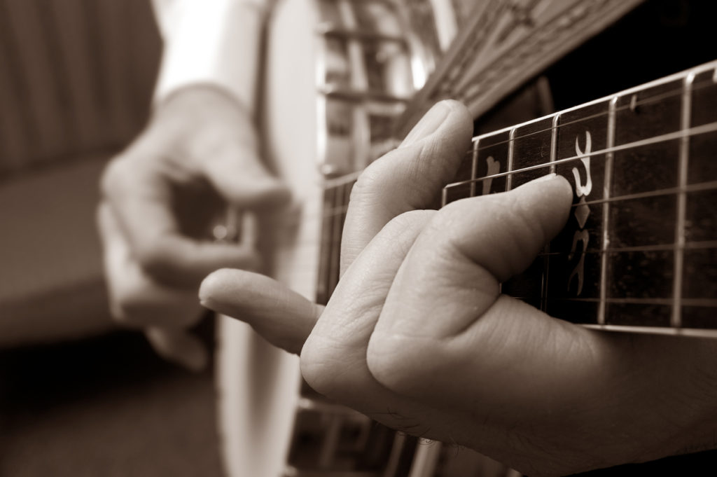 Sepia Banjo Picking